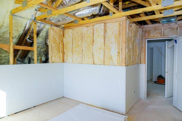 Best Specialized Insulation Services in Higganum, CT